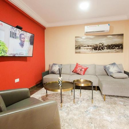 Accra Luxury Homes @ Achimota Экстерьер фото